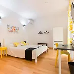Via Colombo Holiday Rooms